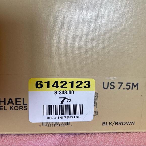 Michael Kors Logo ankle boots-7.5 - Picture 3 of 4